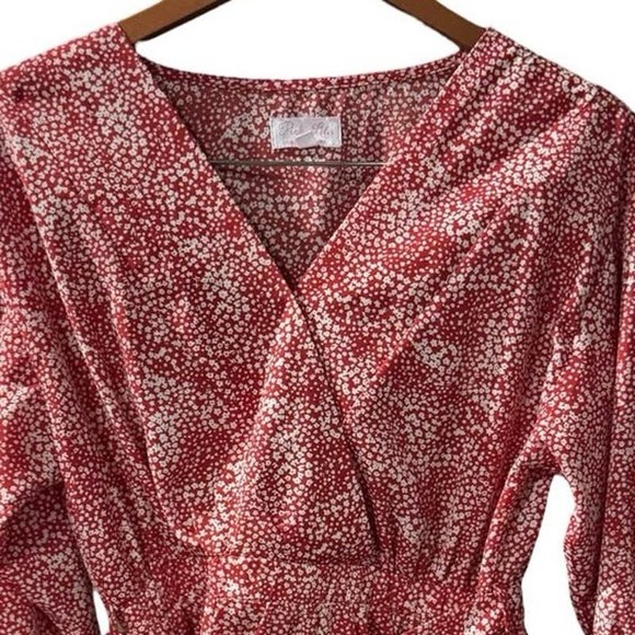 Pink Lily top So Indecisive Floral Red Blouse boho tie waist S Small faux wrap - Picture 3 of 7